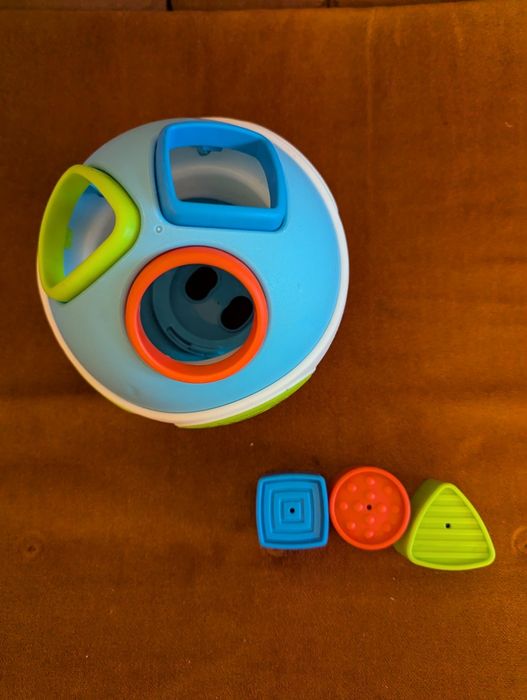Vand jucarie muzicala cu forme