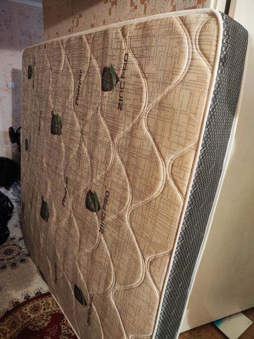 Матрас 180 х 200