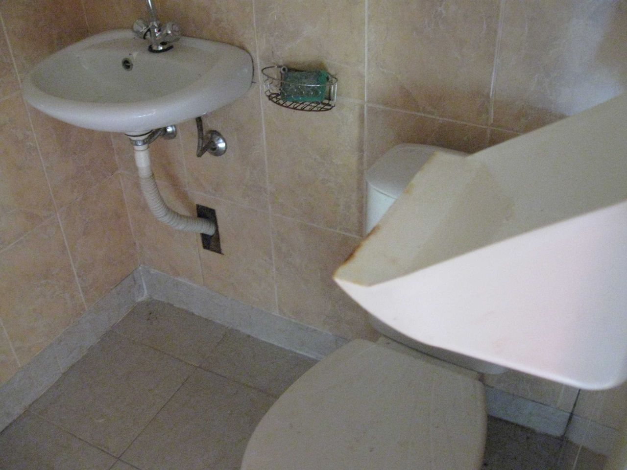 Дава се под наем Къща в София, Кремиковци - 60 кв.м за 153 € - Снимка #2