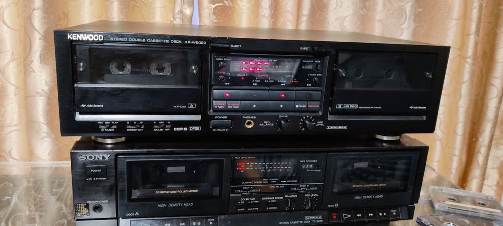 Deck Kenwood și Sony