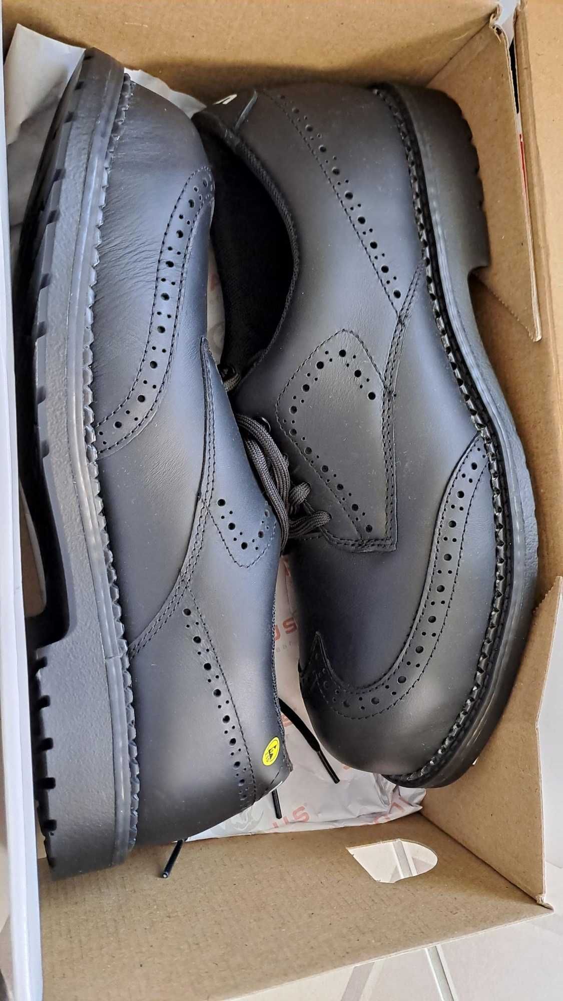 Pantofi de protectie UVEX m. 43