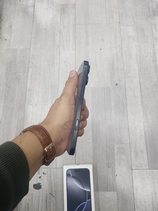 iPhone 16 Pro Max J/A 256 GB Black ideal