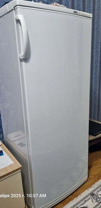 Продам морозильник Атлант