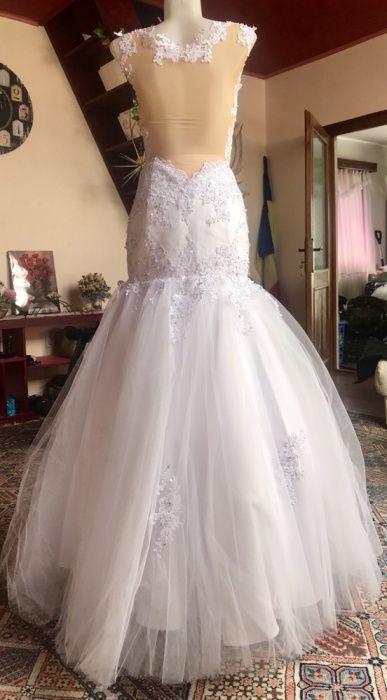rochie de mireasa tip sirena