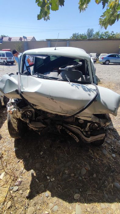 Аварийный Нива сотилади