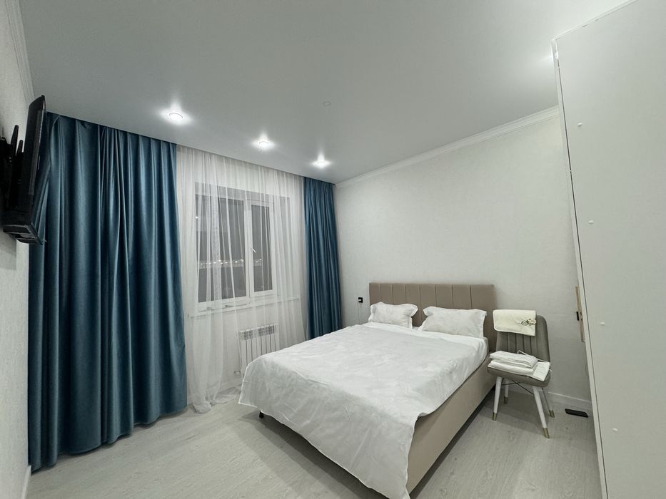 3 комн  Юго восток !Посуточно, почасовой! ЖК Каусар! Люкс 1,2,3 комн .