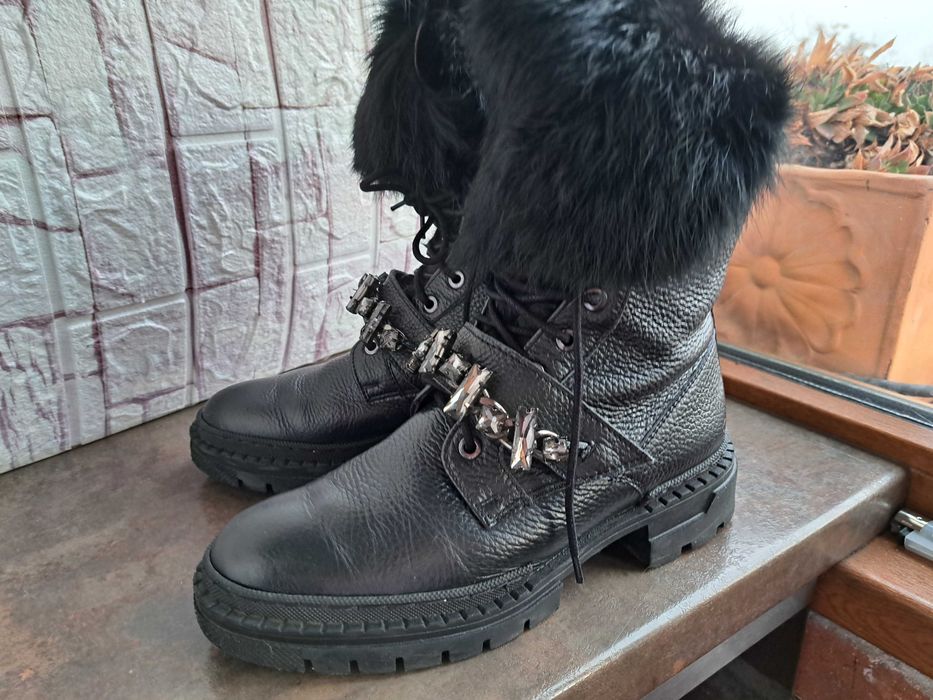 дамски зимни обувки,боти,кубинки,ном38,Eva Minge