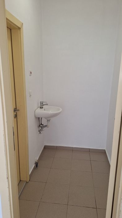 Дава се под наем Магазин в Варна, Електрон - 25 кв.м за 229.5 € - Снимка #6