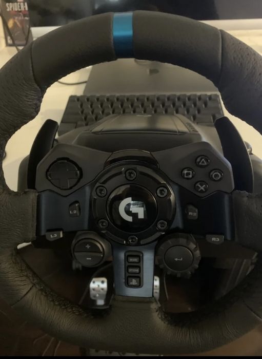 Volan Logitech 923 Racing Wheel