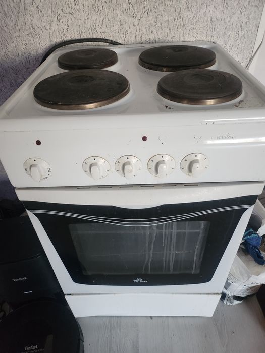 Электроплита все работает