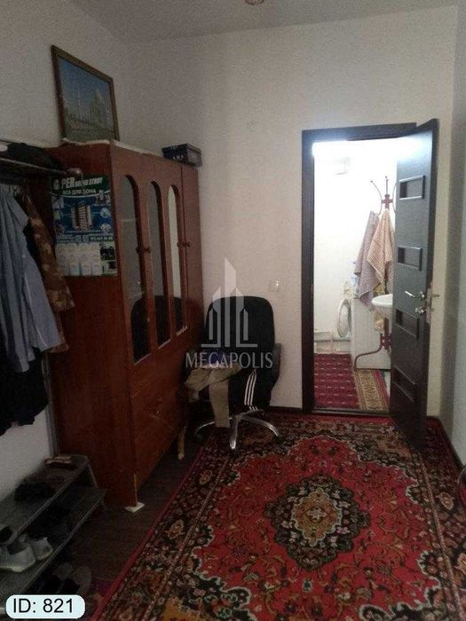 kvartira sotiladi №821 Harbiyla shaharchasida + podvali bilan birga