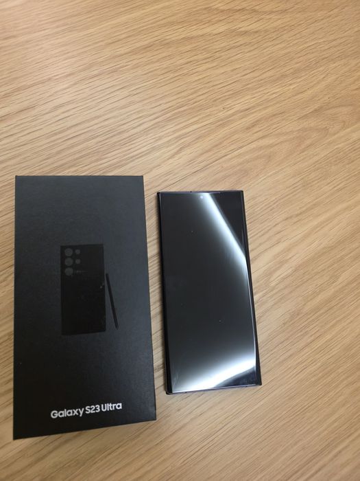 Samsung S23 Ultra 256GB - Черен |

Перфектен | Гаранция до 2026 г. Про