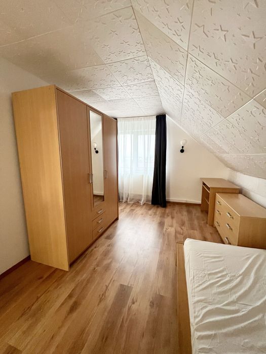 Casă individuală de închiriat – 150 mp + 700 mp teren – Colonia Sopor