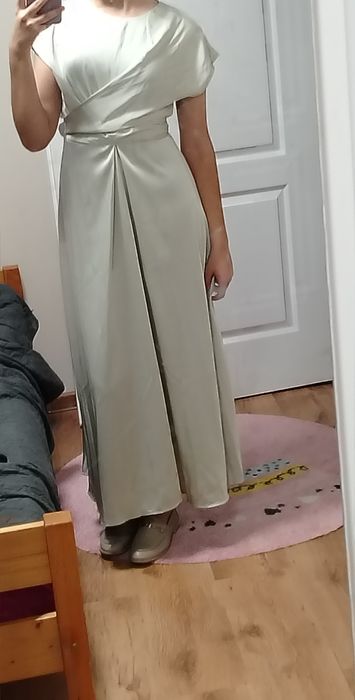 Vând rochiță superbă, mărimea S