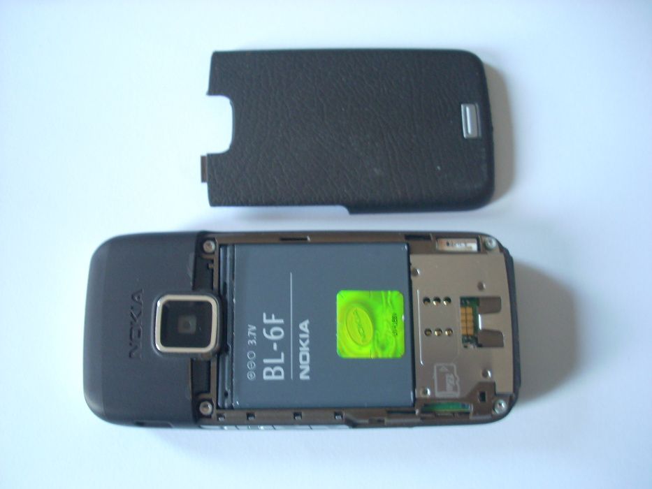 Telefon Mobil Nokia, model E65+diverse accesorii originale Nokia