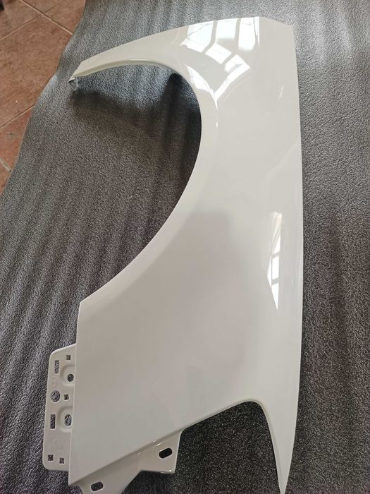 Aripa Vw Passat B6 alb