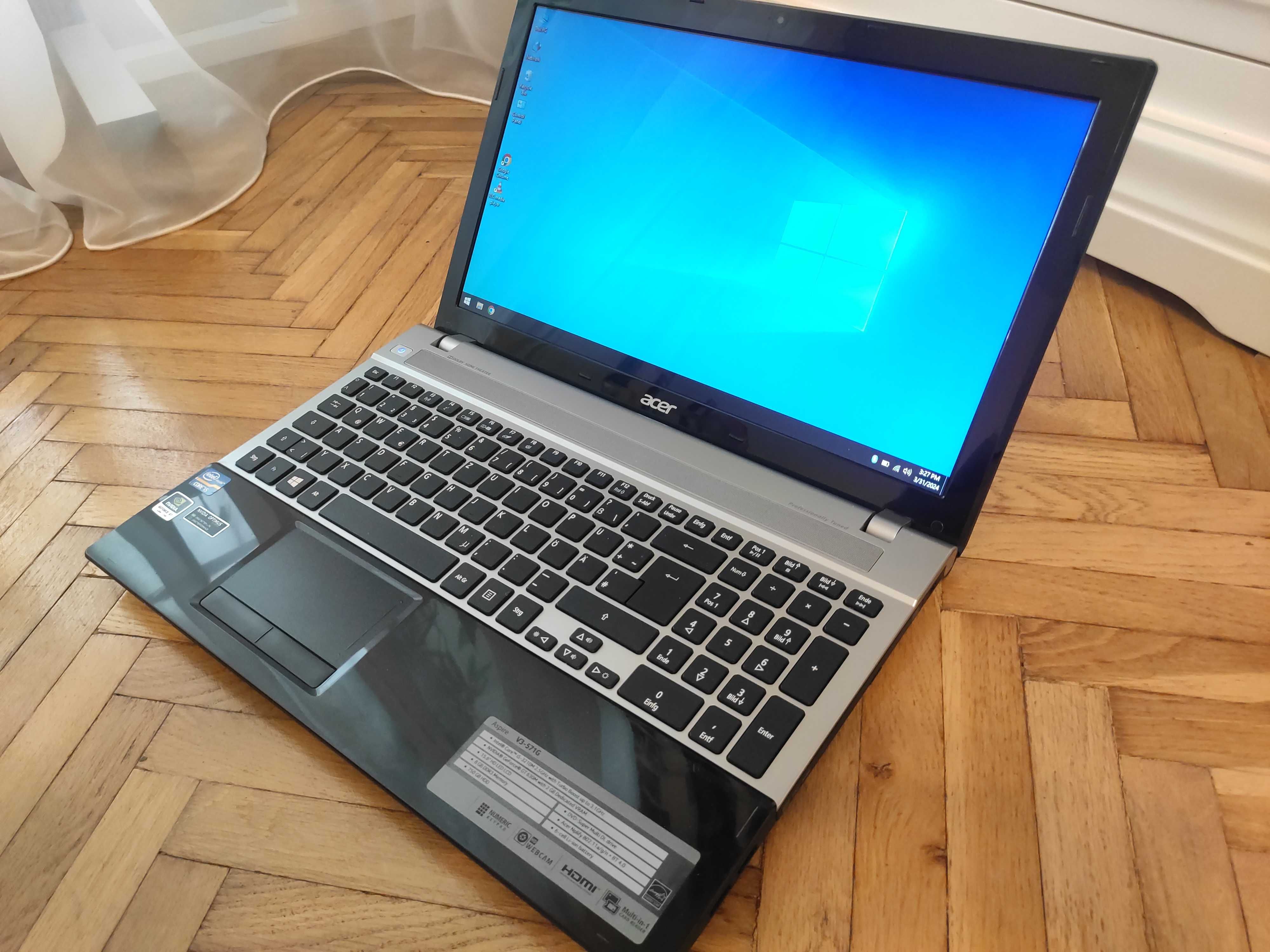 Laptop slim Acer i5 -arata impecabil !
