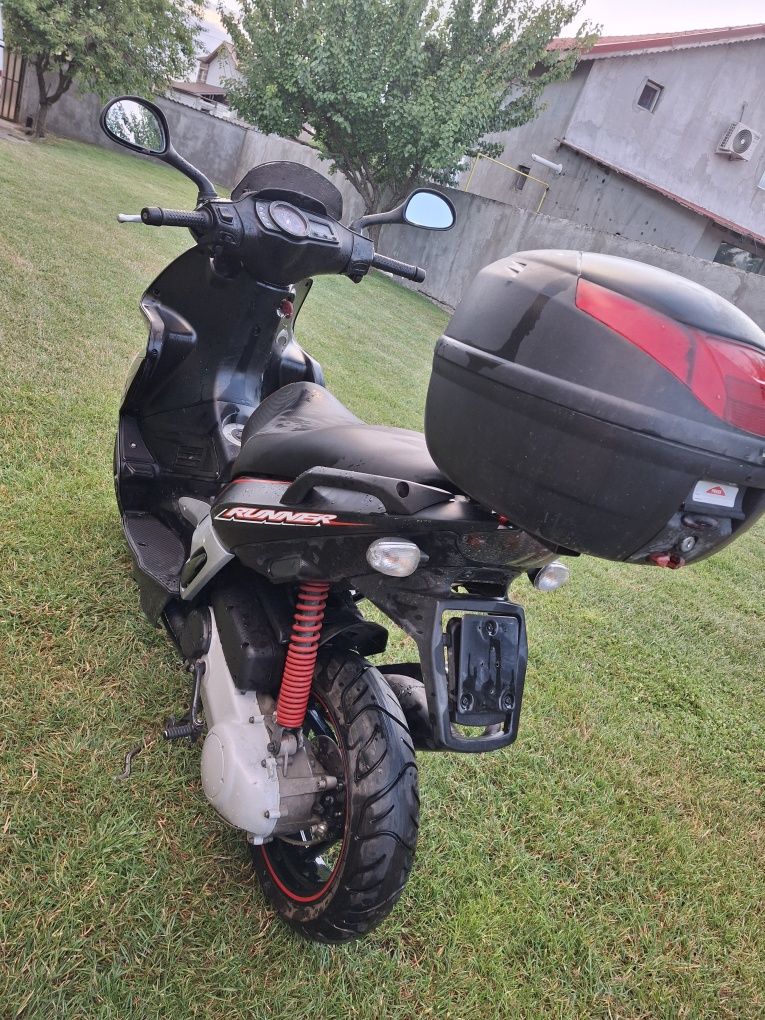 Scuter Gilera Runer