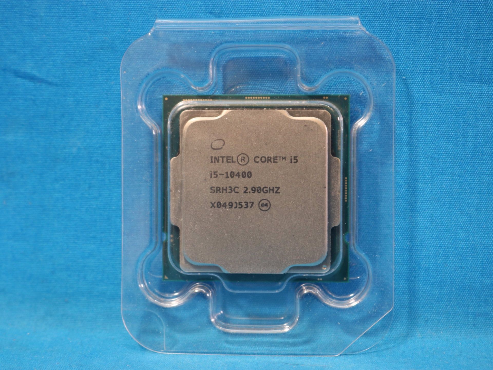 | i5 10400 | 16GB RAM | 512GB SSD |