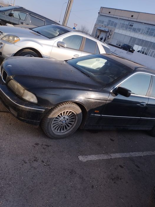 Продам БМВ 523 уневерсал