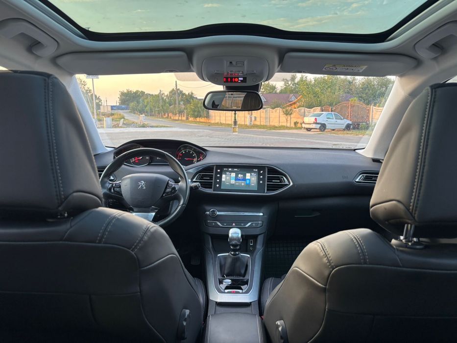 Peugeot 308 SW GT LINE 1.2 131CP