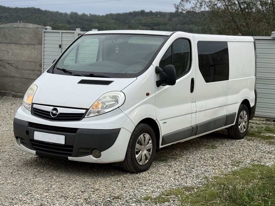 Opel Vivaro Mixt Lung 6 Locuri + Marfa - 2012 - Euro 5 - 2.0 DCI - A/C