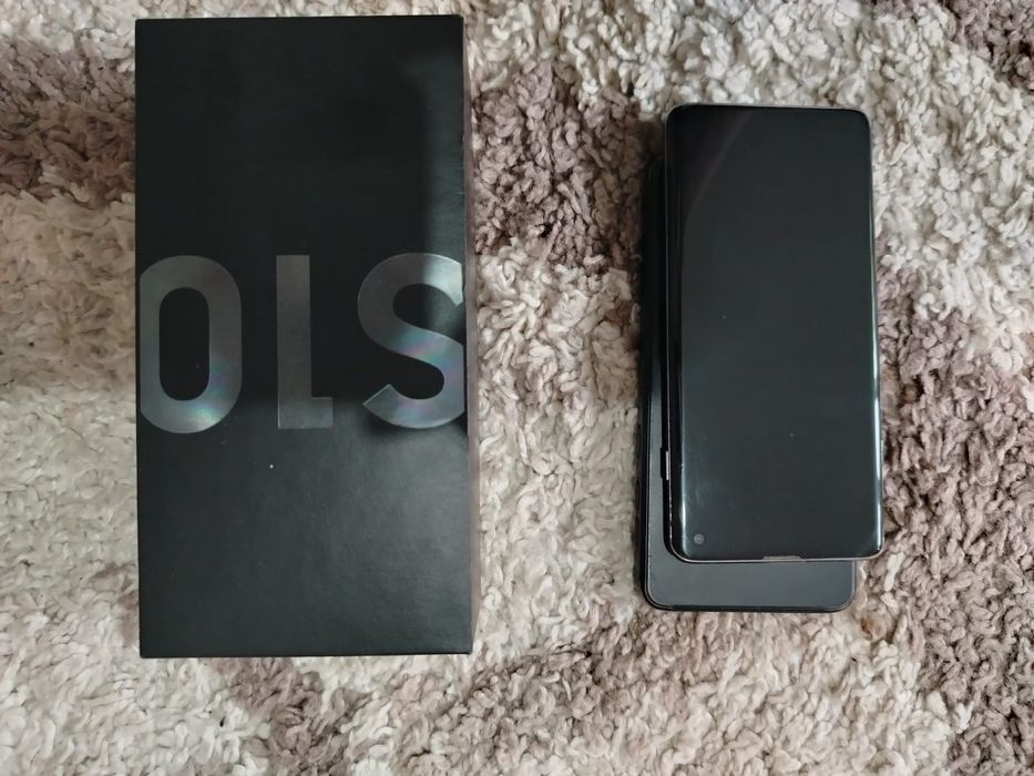 Samsung s10 8/128гб ,обмена нет, небольшой торг