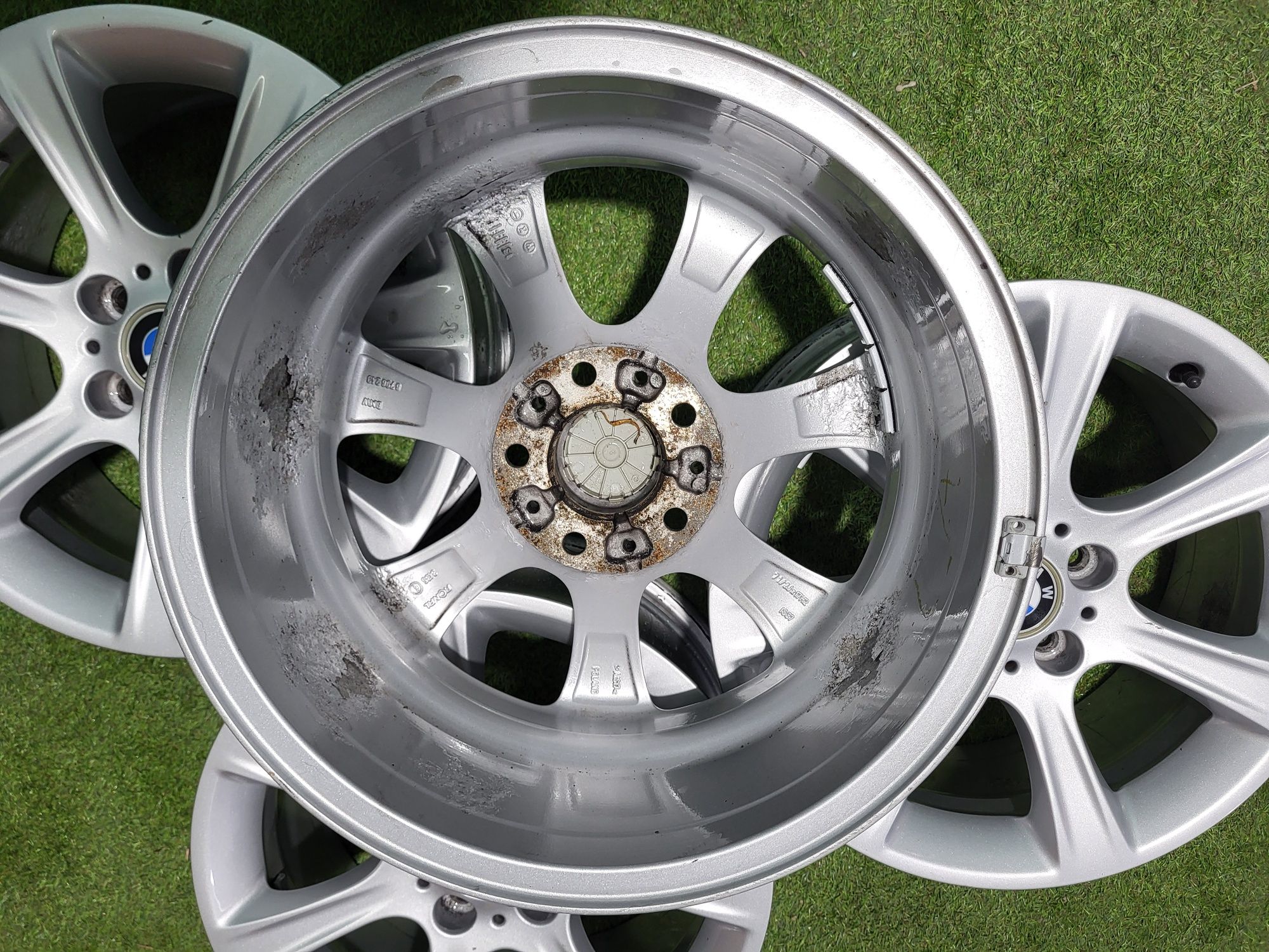 17 5x120 Bmw F30 F31 E90 лети джанти 5х120 бмв