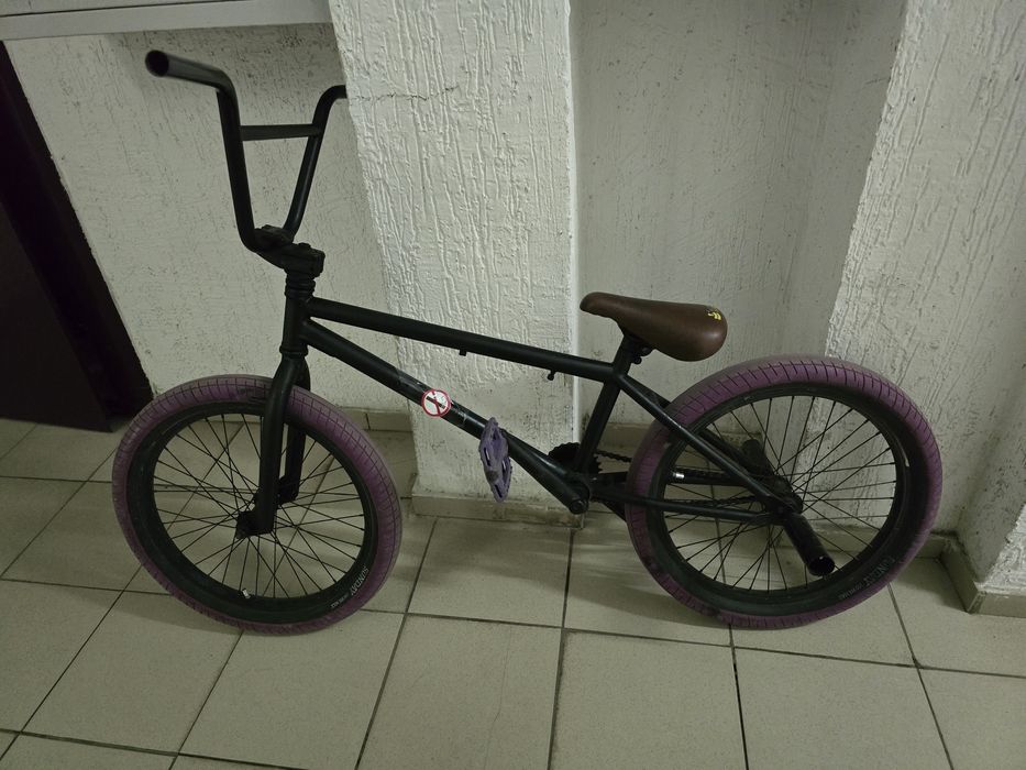Продам велик трюковой BMX Haro