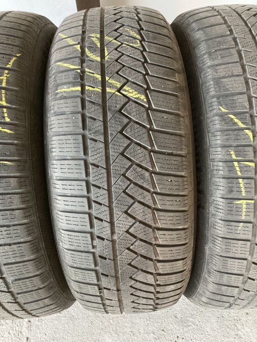 Зимни гуми 235-60-18