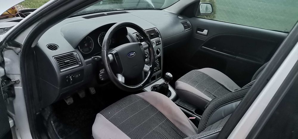 Ford Mondeo 2001
