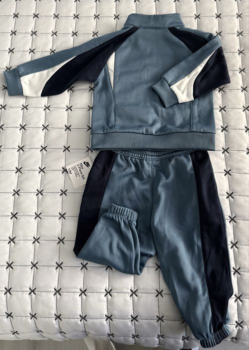 Nike бебешки комплект за момче