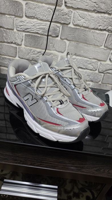 Оригинальные кроссы New balance