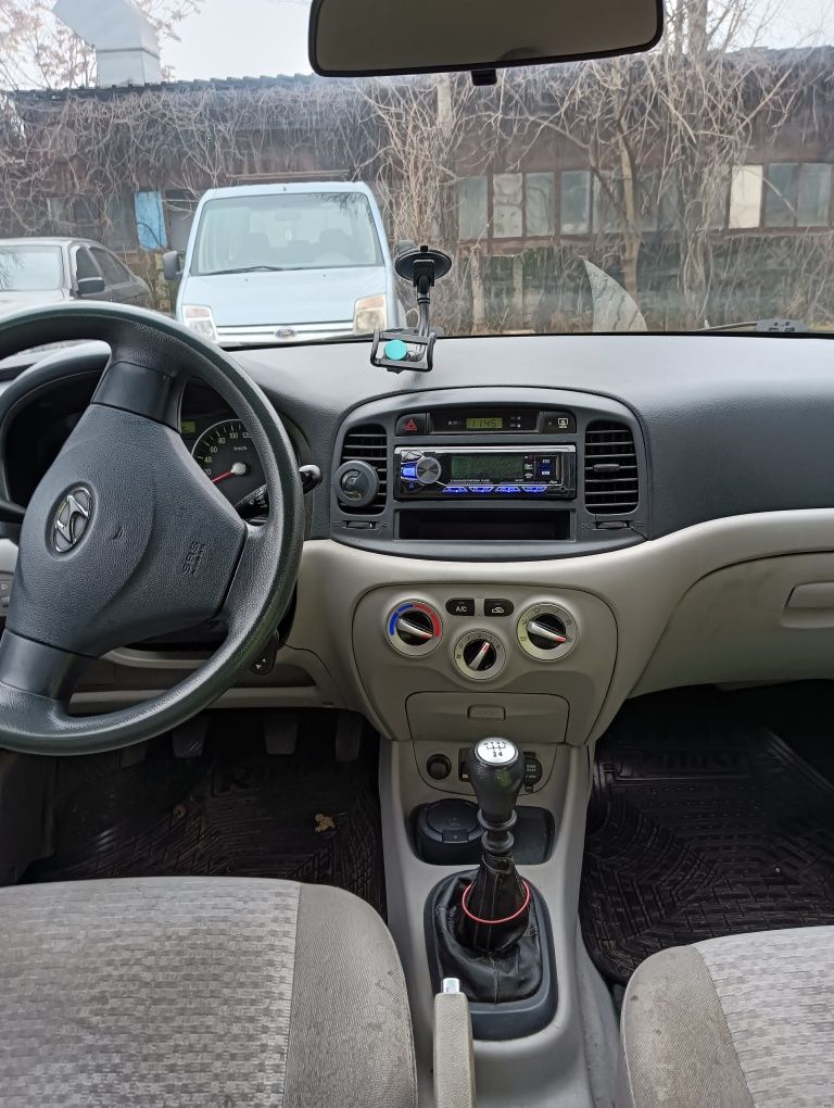 Hyundai accent 2007