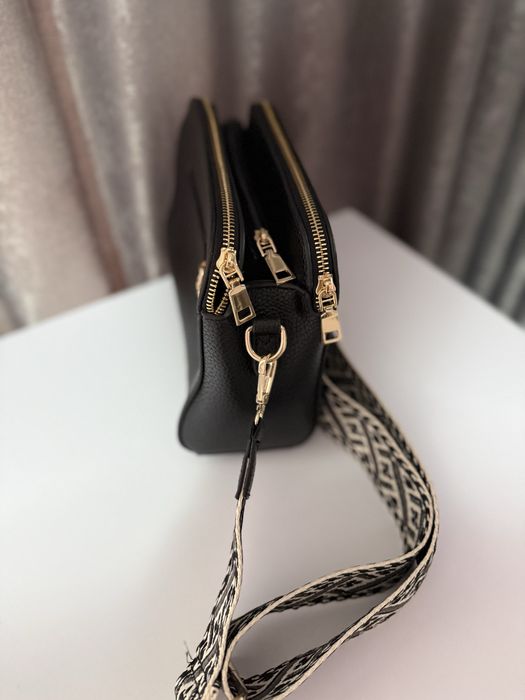 Дамска спортно-елегантна чанта