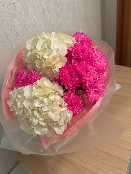 Свежие букеты, цветы