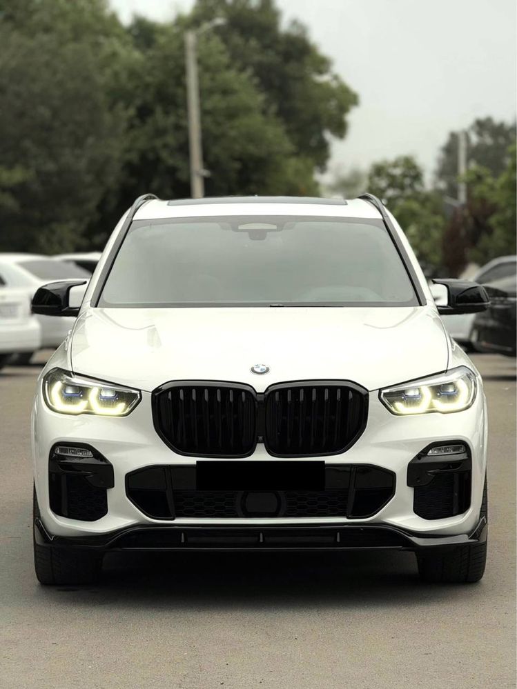 BMW X5 xDrive M50i