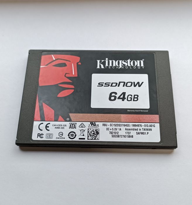 Продам SSD Kingston 64