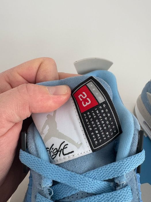 Air Jordan 4 Retro albastrii