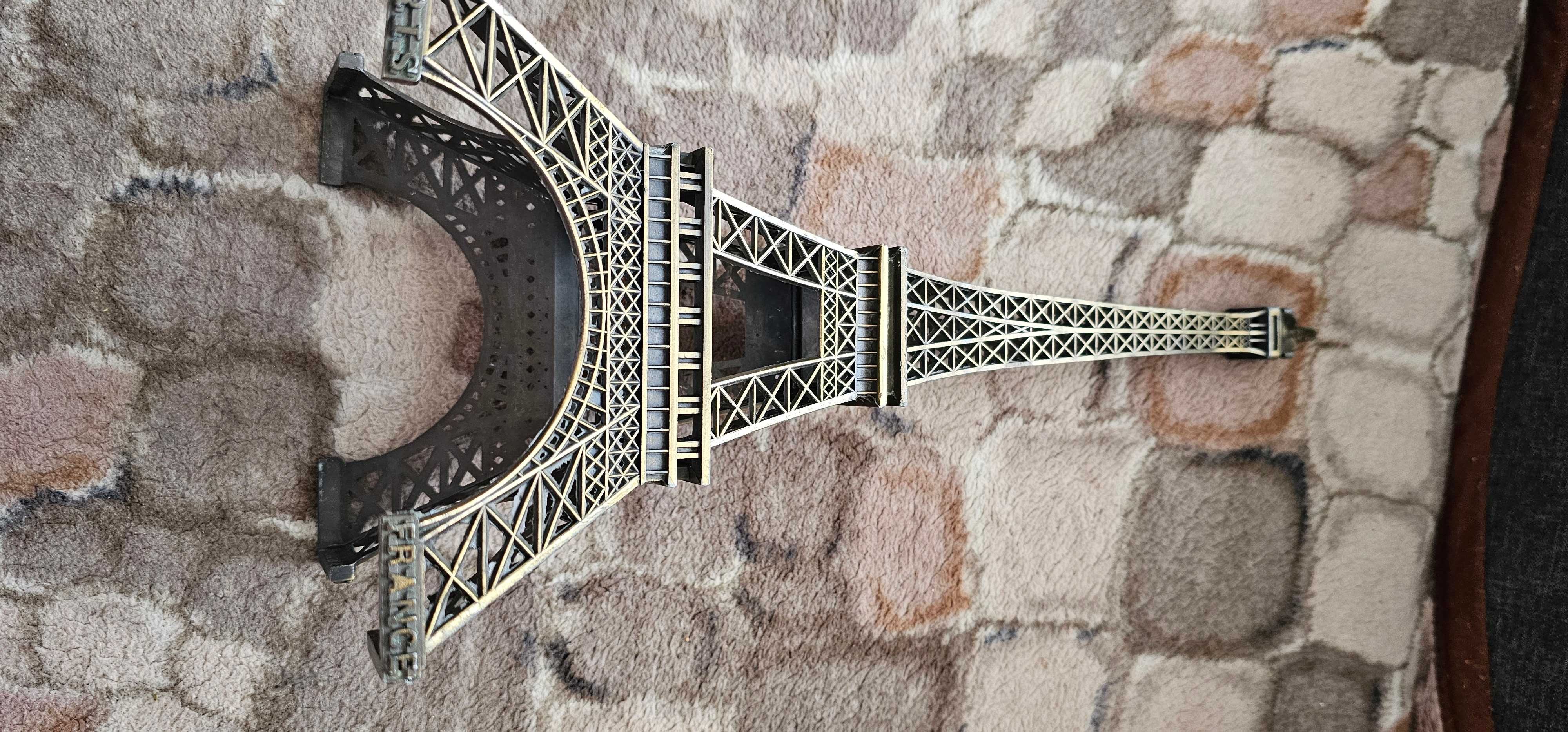 Decoratiune ArtDeco Turnul Eiffel din metal inoxidabil auriu brunat