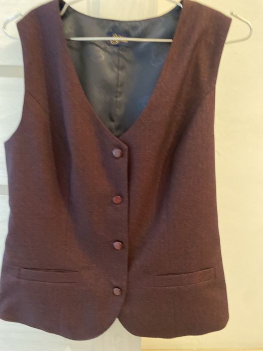 Жакет с юбкой офисная