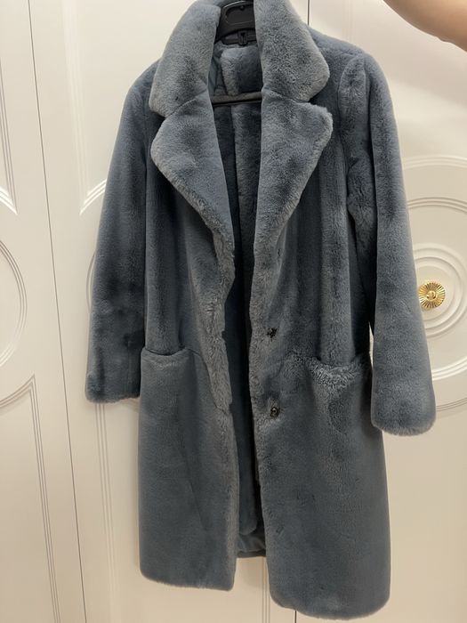 Продам стильную шубку из эко меха.