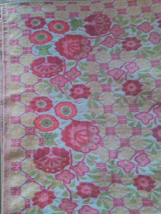 Продам два покрывала