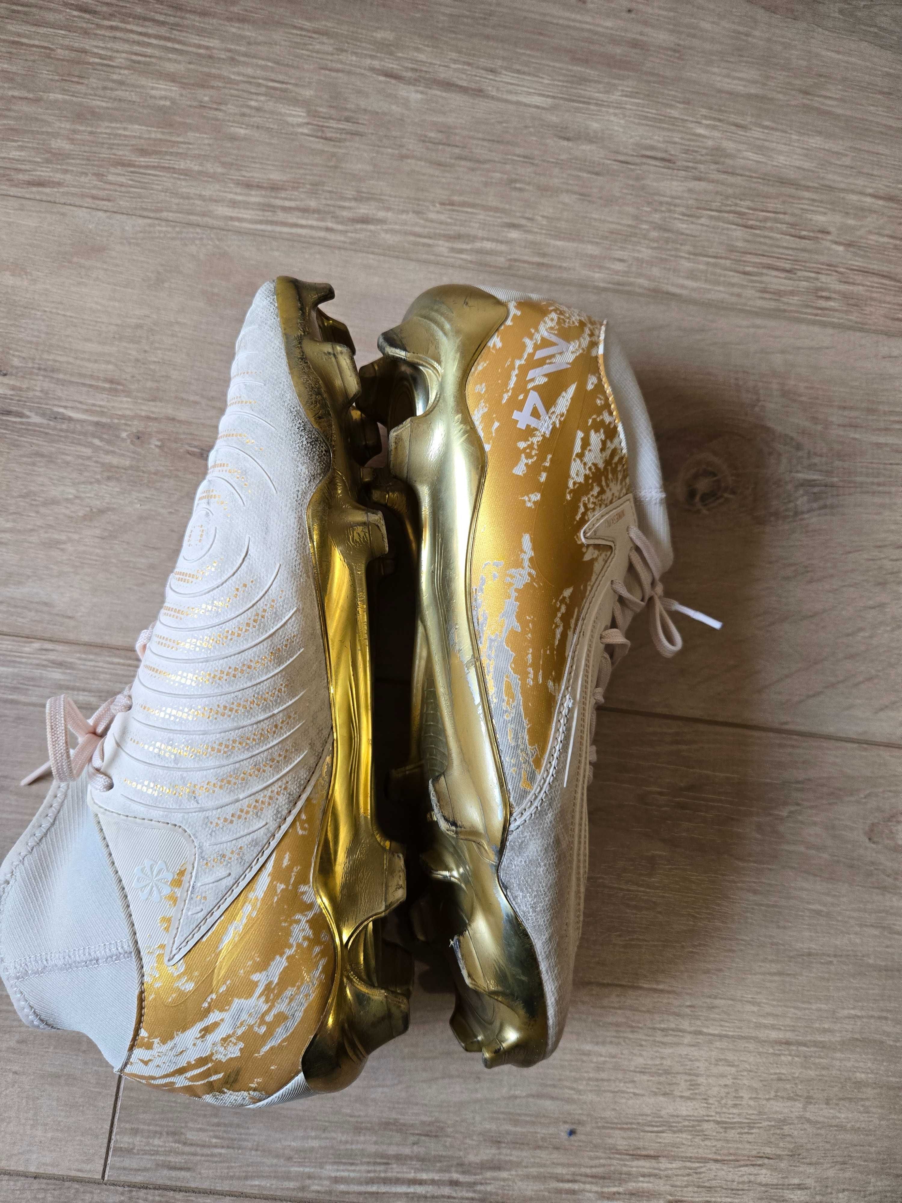Nike Phantom Luna 2 Academy бутонки EUR 43