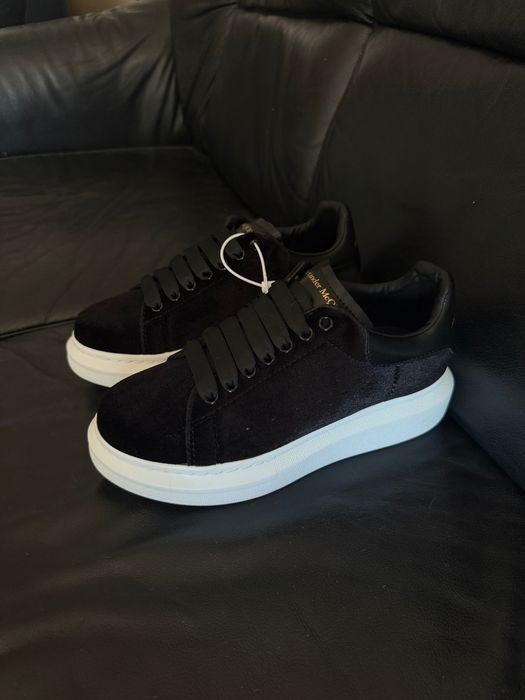 Adidasi Alexander McQueen