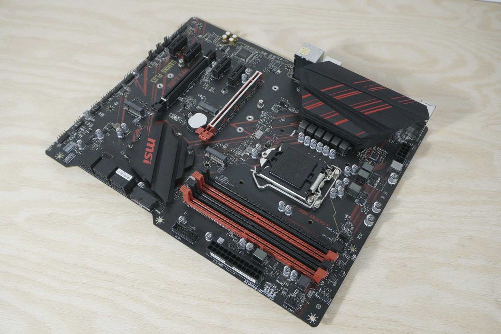 Дънна платка дъно MSI Z390 Gaming PLUS - LGA 1151 за 8/9th gen intel