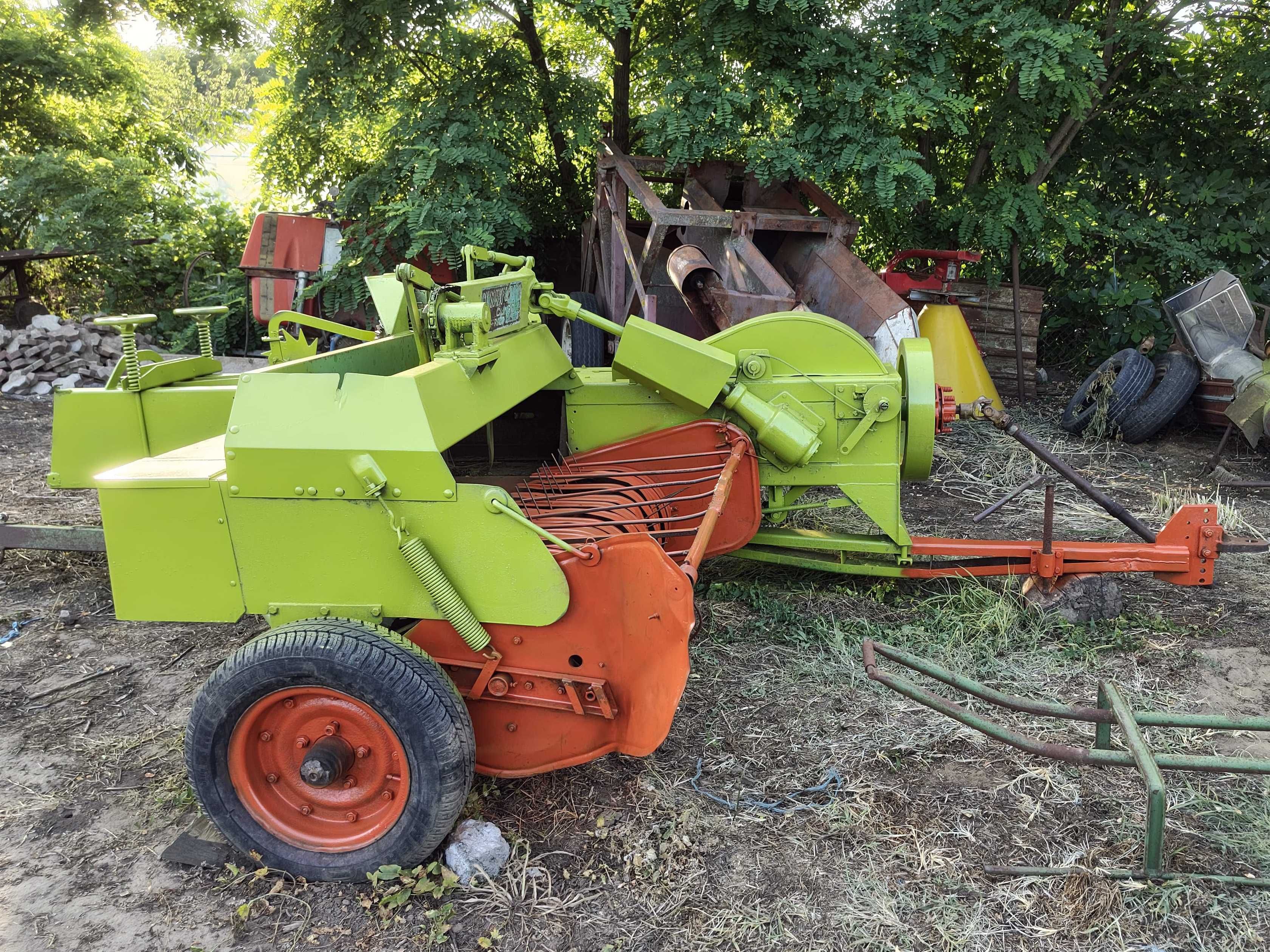Vând presă de baloți pătrați Gallignani 146