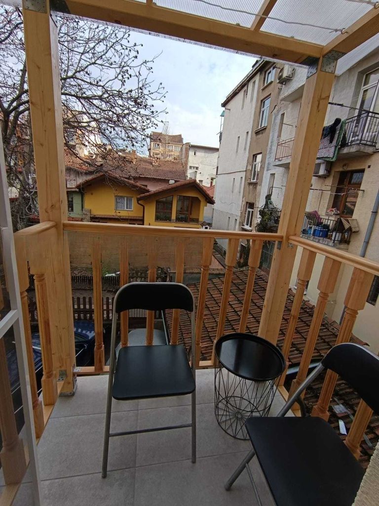 Дава се под наем Тристаен апартамент в София, Център - 70 кв.м за 600 € - Снимка #8