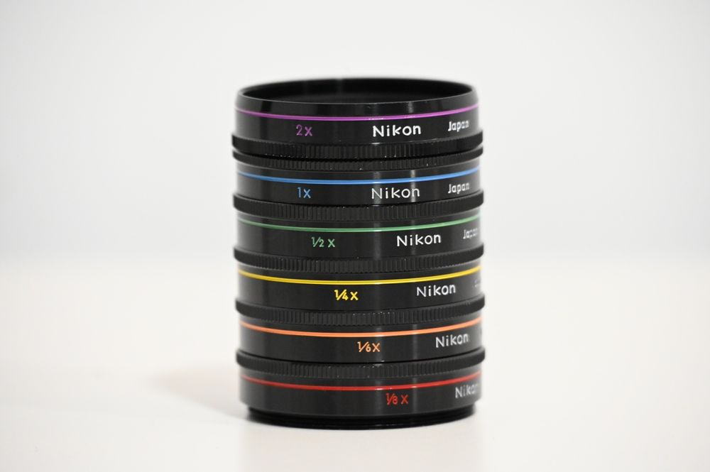 Nikon 200 F5.6 Macro + 6 adaptoare macro + 4 Filtre 52mm