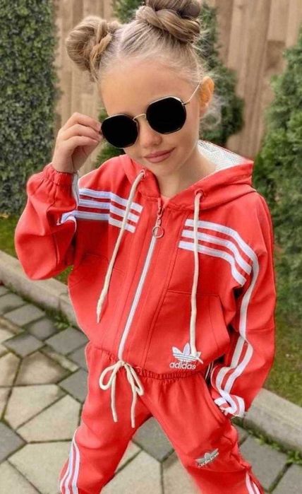 детски екипи за момичета